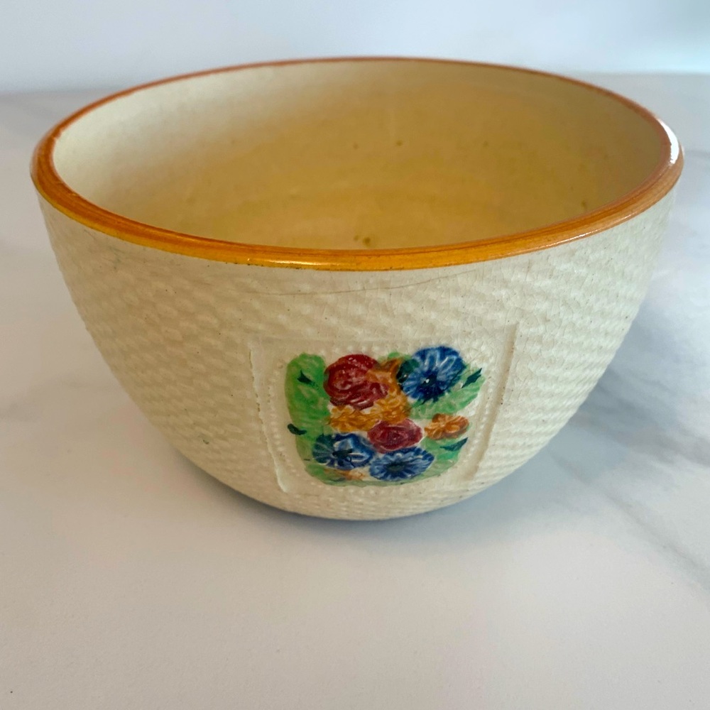 Japanese Ceramic Basket Weave Cream Colored Bowl w/ Hand Painted Flowers